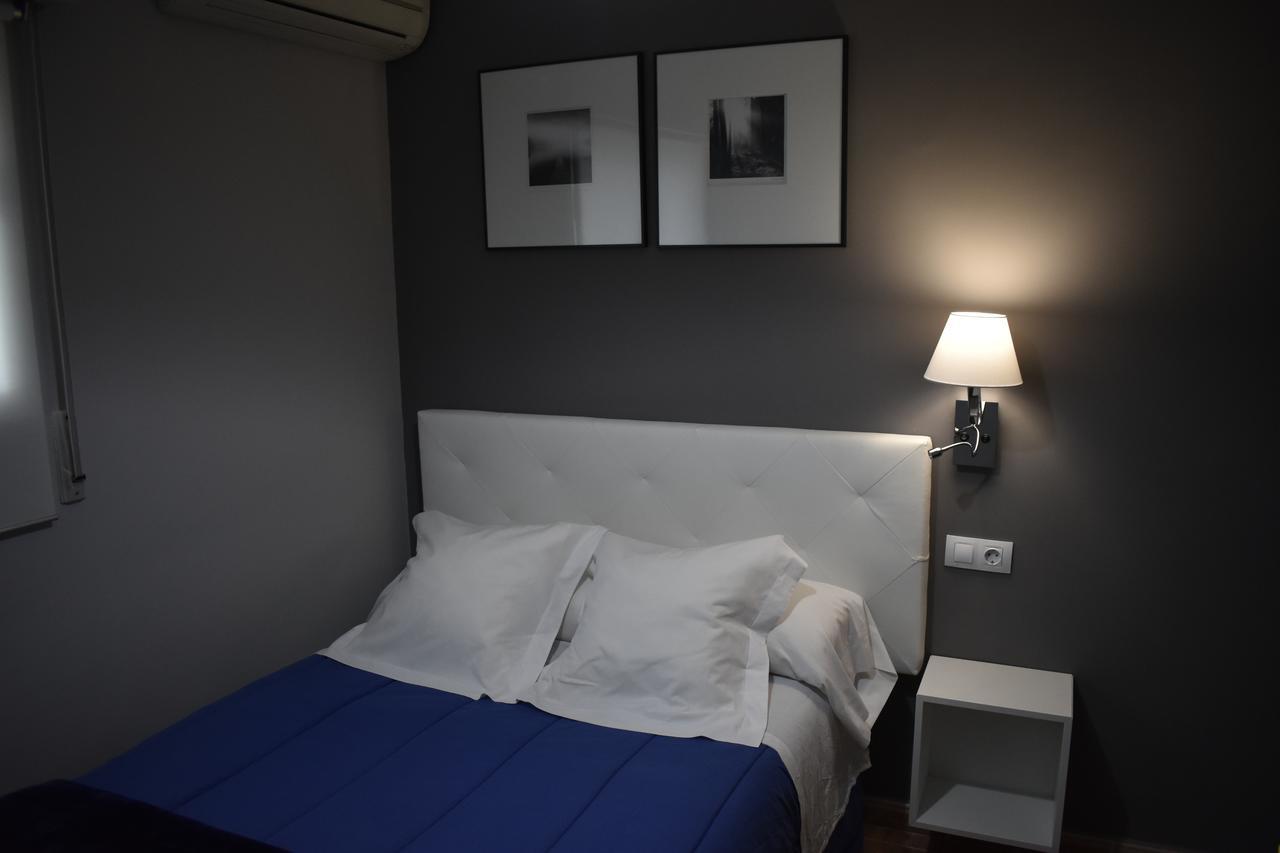 Hostal El Rocio 파라쿠엘로스데자라마 외부 사진